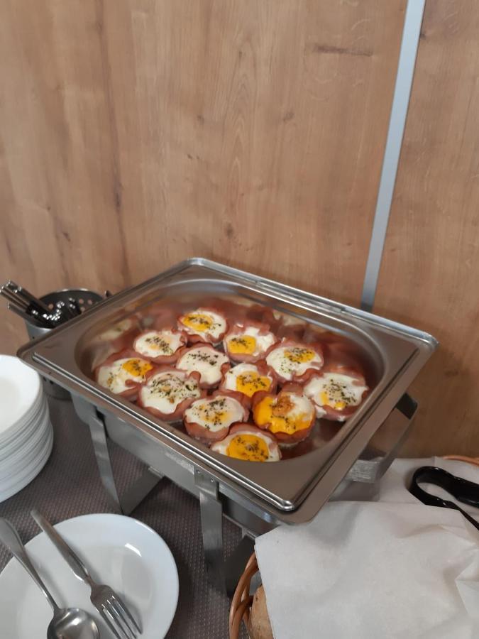 Penzion U Bustiku Sardice Buitenkant foto