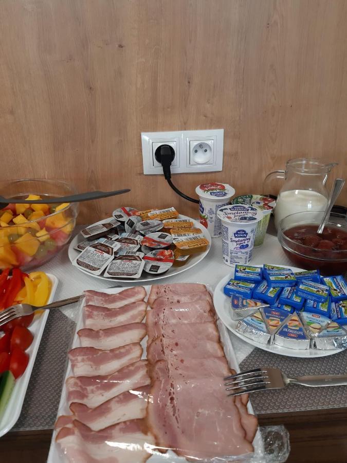 Penzion U Bustiku Sardice Buitenkant foto